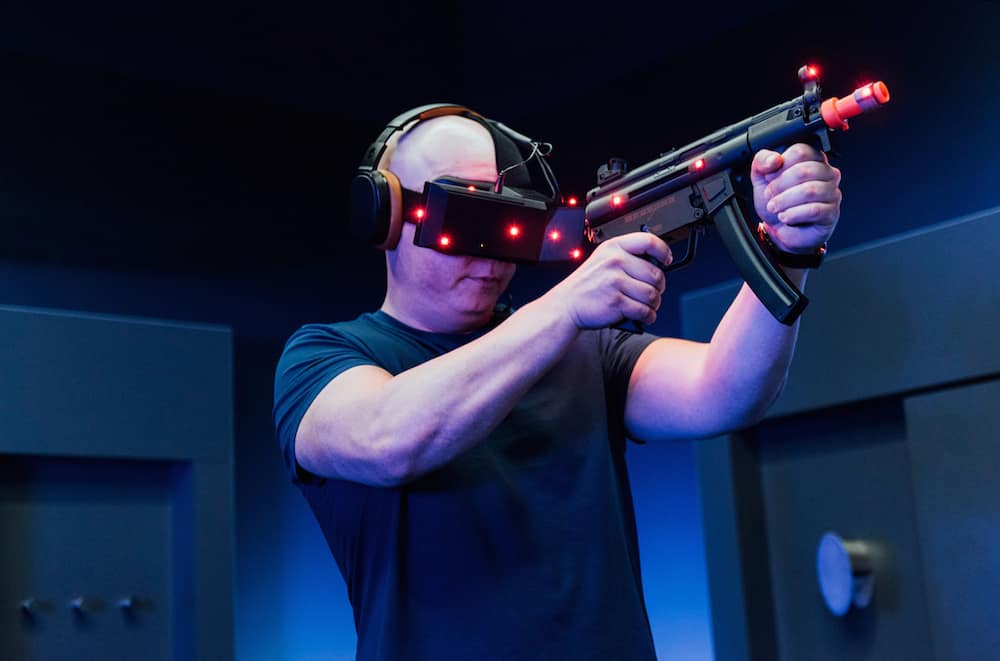 Kino VR Experience mit Gun