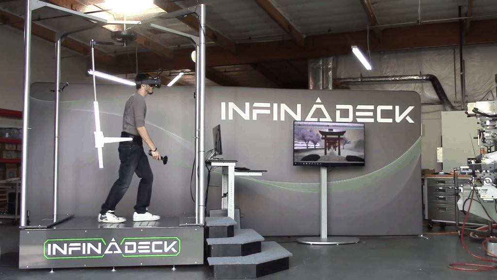 Infinadeck Prototyp auf der CES 2016
