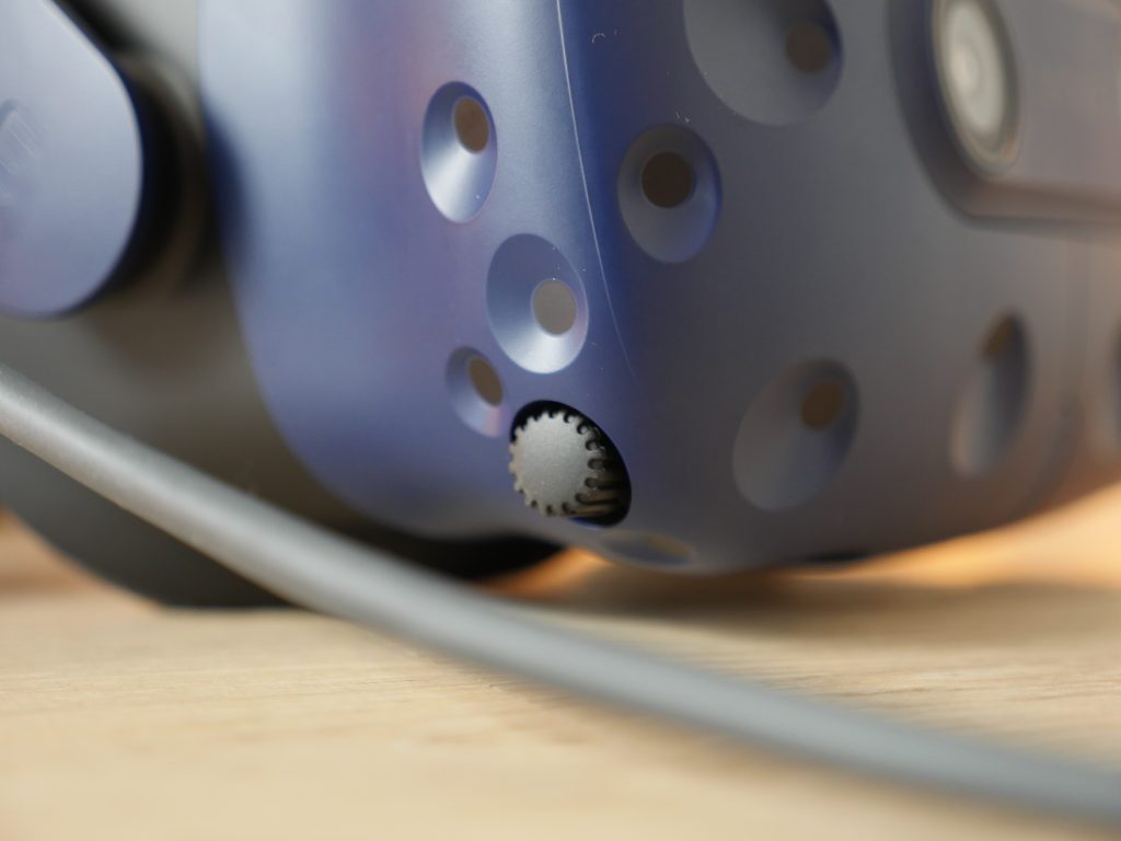 HTC Vive Pro Abstand der Linsen verstellen