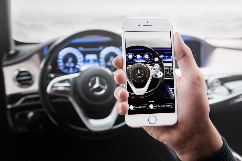 Mercedes-Benz-Ask-Mercedes-AR-App